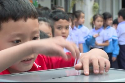 Góp yêu thương gửi về đồng bào nơi vùng bão lũ.
